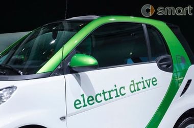 22 березня 2016, 00:16 Переглядів:   Smart fortwo Electric Drive з'явиться на авторинку України